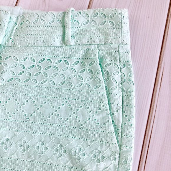 SALE Loft Riviera Eyelets Short - Picture 4 of 5